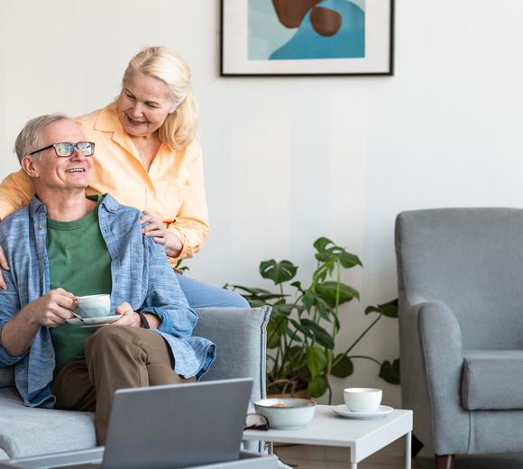 Medium shot senior couple indoors